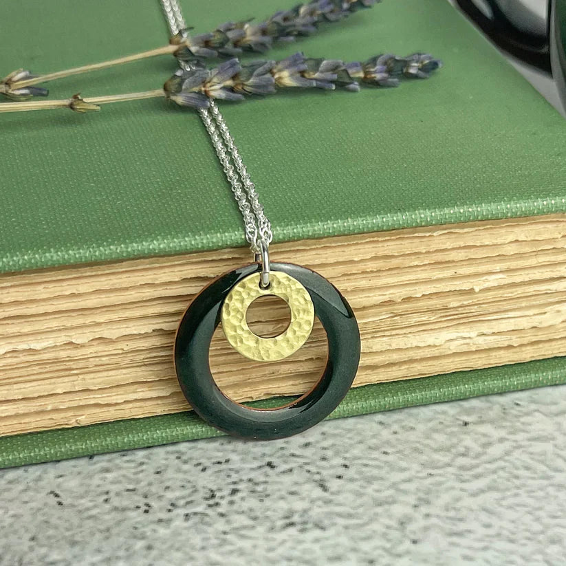 Collier créole en émail vert bouteille