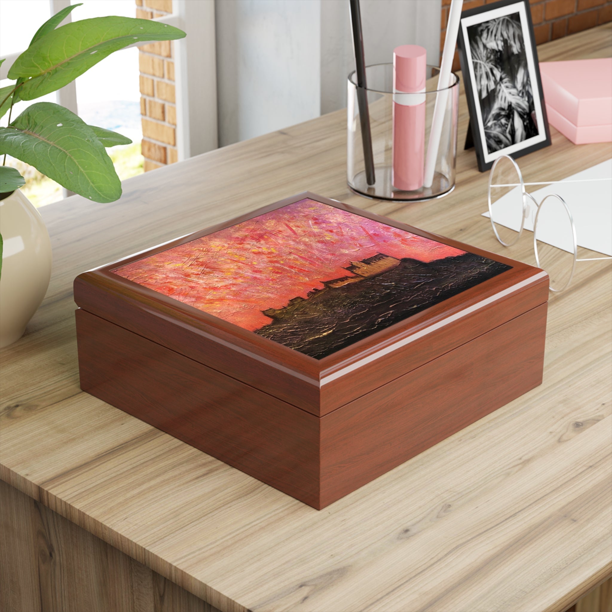 Edinburgh Castle Fireworks jewellery box with sunset artwork lid