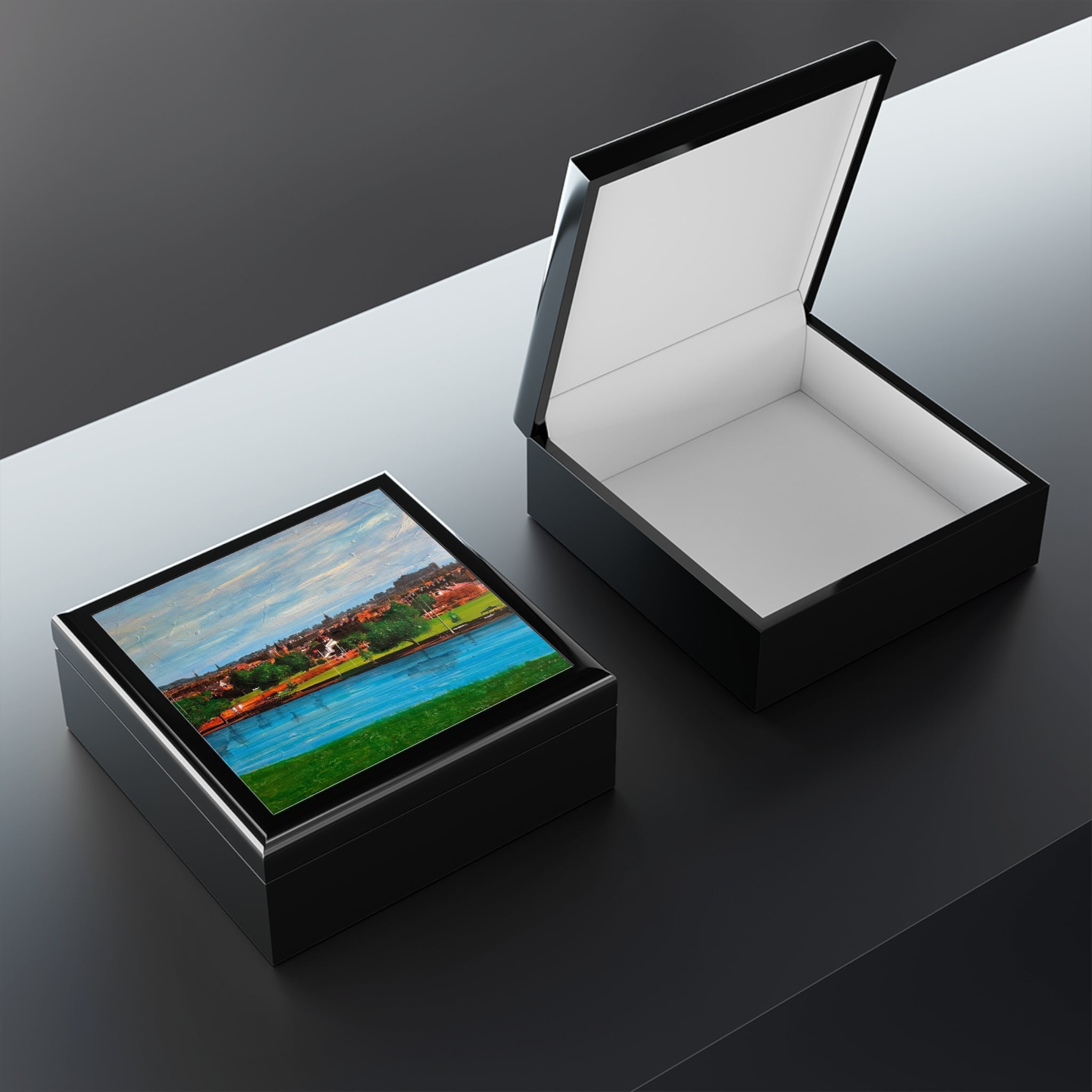 Glossy black Edinburgh From Inverleith jewelry box with landscape lid