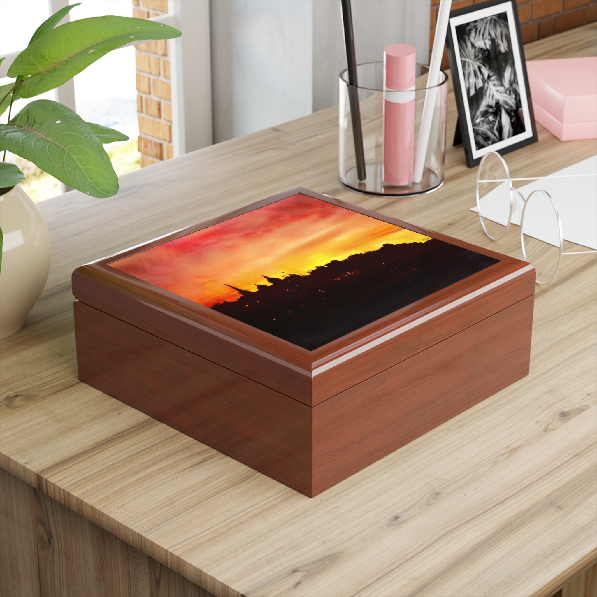 Edinburgh Sunset jewelry box with wooden keepsake and vibrant skyline lid