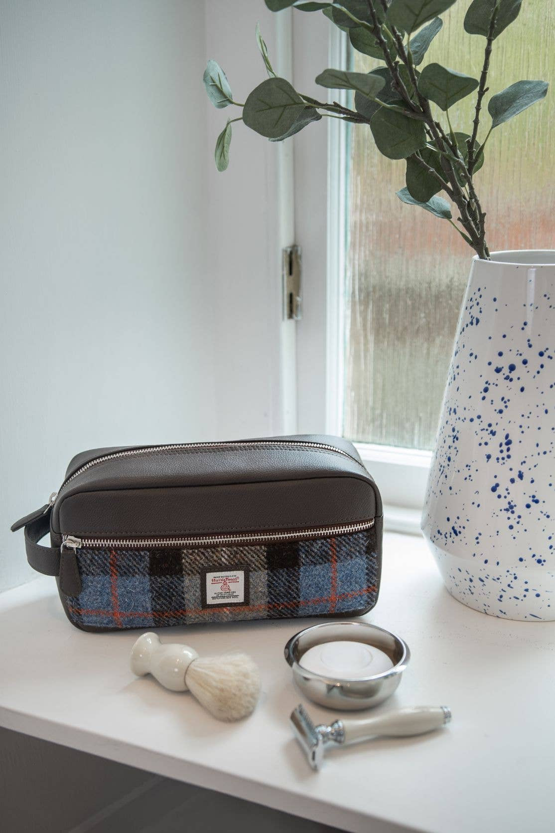 Brown leather and blue plaid Harris Tweed toiletry bag