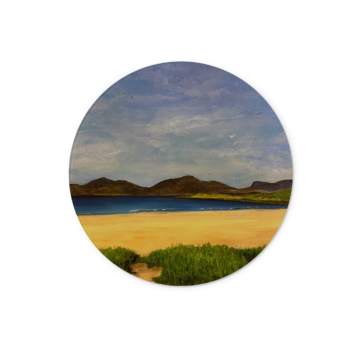 Luskentyre Beach Harris circular glass chopping board with sandy shore and grass design