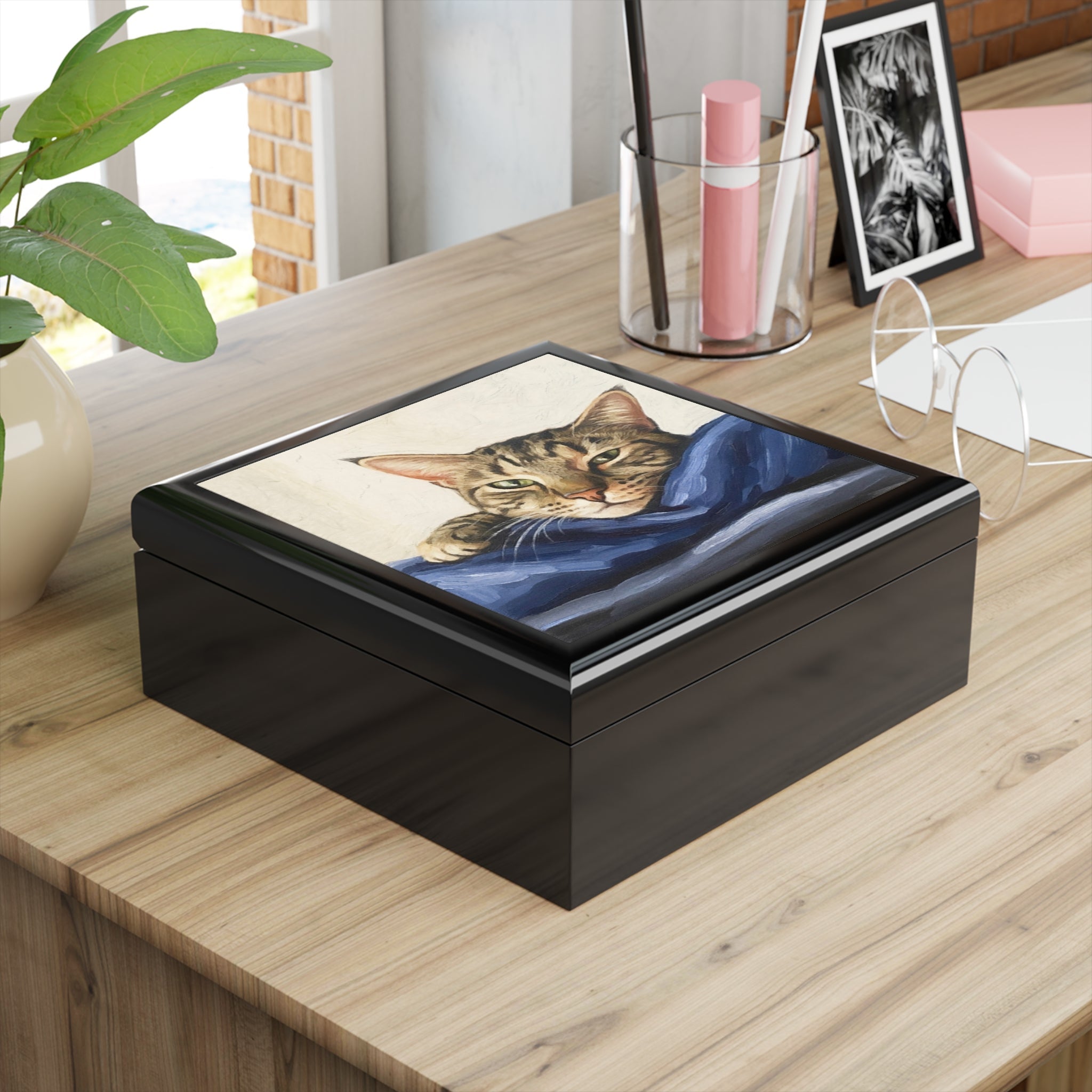 Mitzi tabby cat portrait glossy black jewelry box