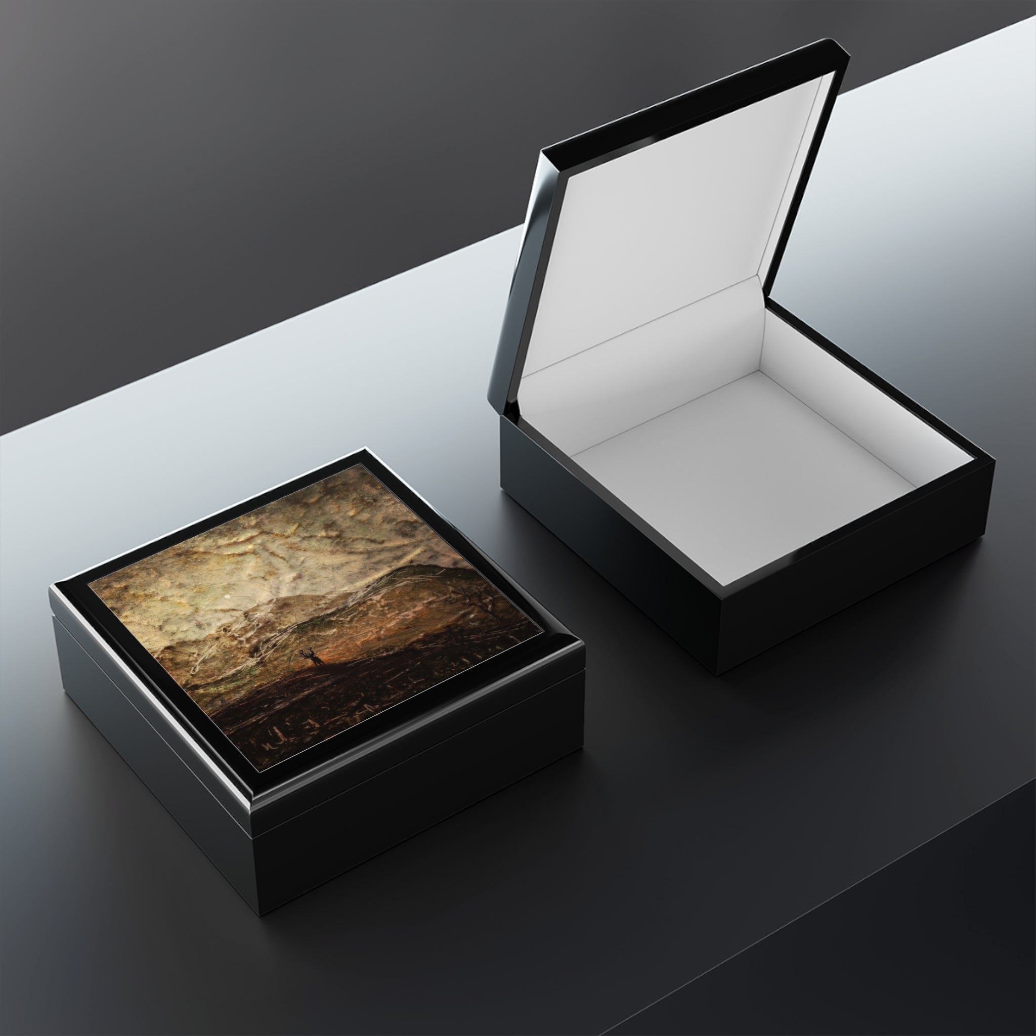 A Moonlit Mountain Stag | Jewellery Box | Scotland - Glencoe Art Gallery - Free Shipping Worldwide