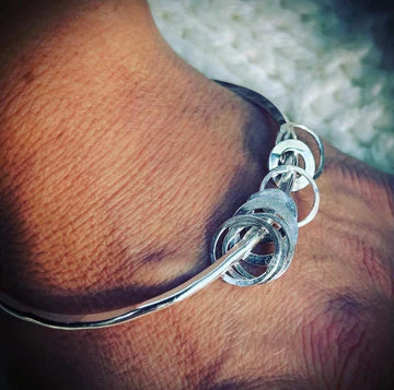 Bracelet multi-anneaux | Bijoux Genna Miller
