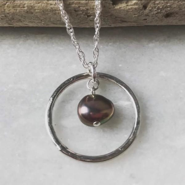 Peacock Pearl Hoop Necklace