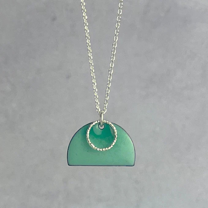 Collier tulipe vert d'eau