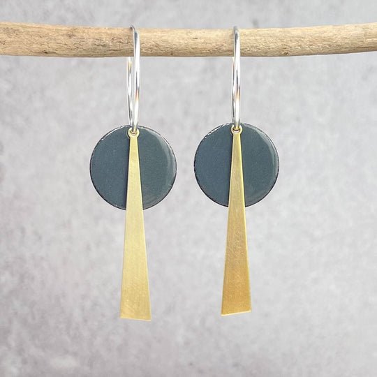 Boucles d'oreilles géométriques gris acier