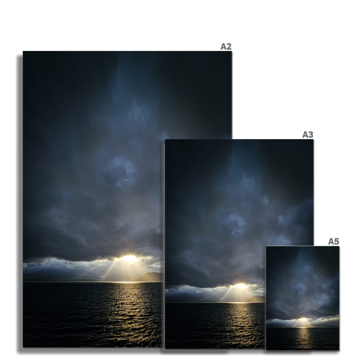 Impression d'art d'un coucher de soleil maussade sur les collines d'Argyll