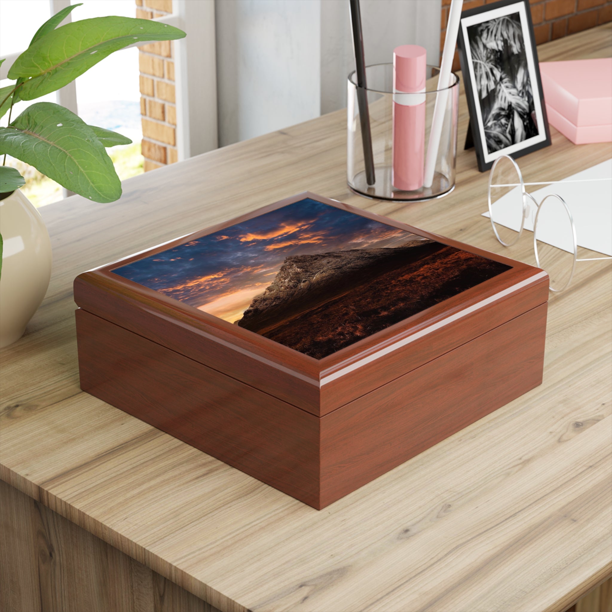 Brown wooden jewelry box with Buachaille Etive Mor Dusk sunset lid