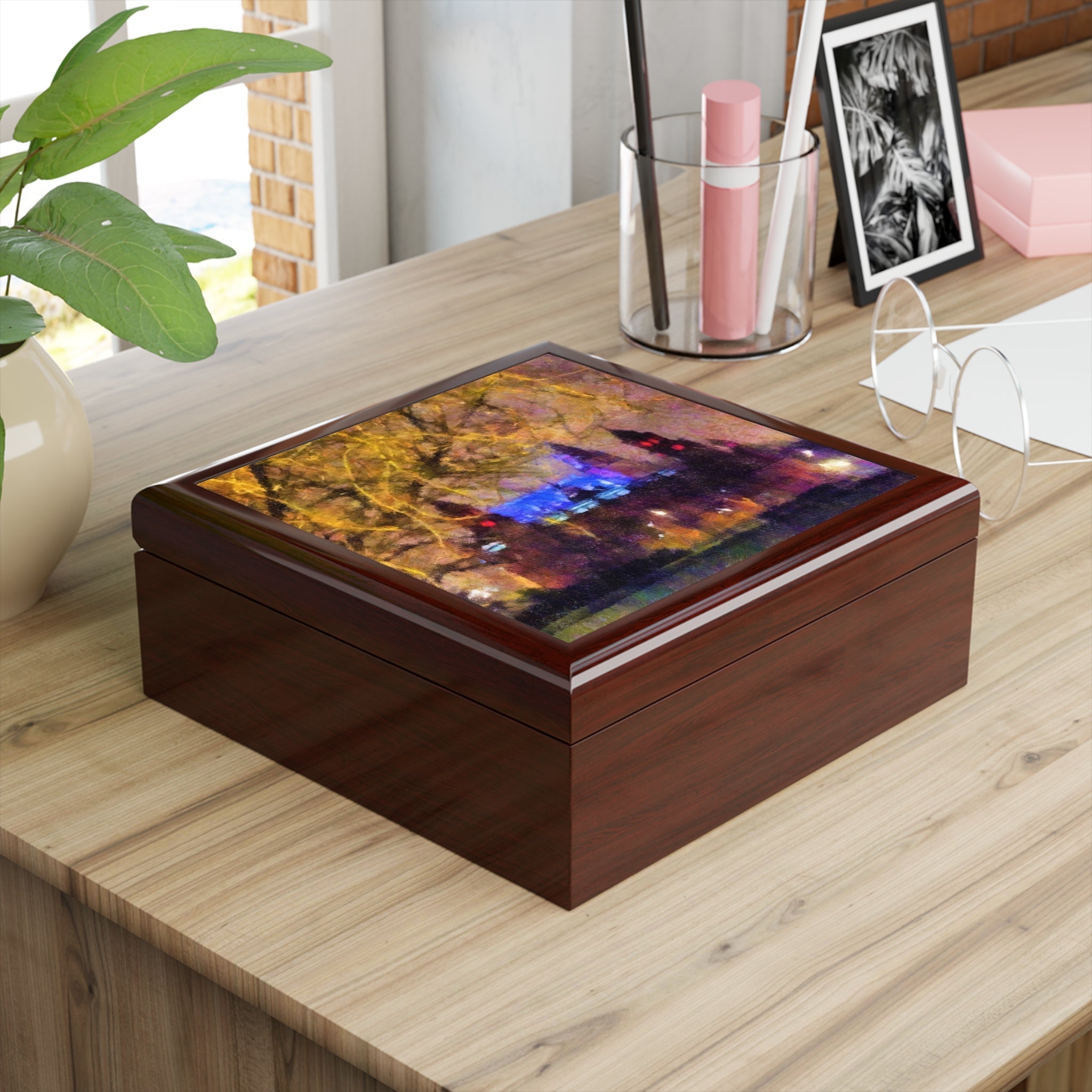 Kelvingrove Nights jewelry box with colorful Scotland cityscape lid