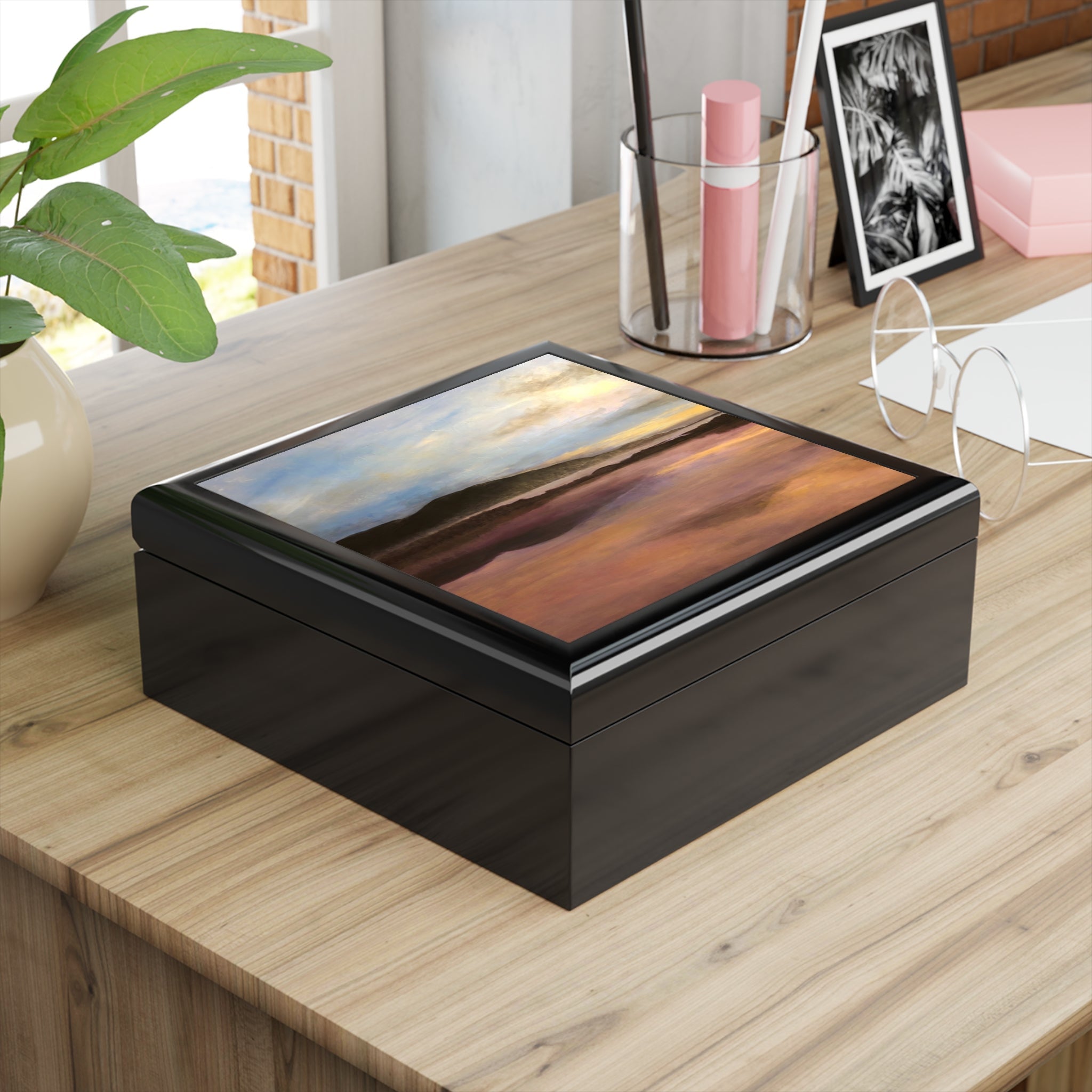 Black lacquer Loch Garten Dawn jewelry box with glass top and mountain landscape